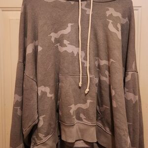 American Eagle Outfitters Oversized Gray Camoflauge Hoodie